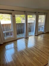 1222 Sir Francis Drake Blvd, Unit 1222 in San Anselmo, CA - Building Photo - Building Photo