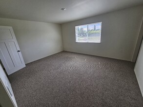 3042-3044 Jackson Hwy in Chehalis, WA - Foto de edificio - Building Photo