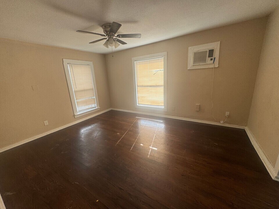 7018 Avenue F in Houston, TX - Building Photo