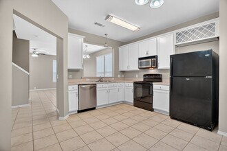 10624 Traymore Dr in Fort Worth, TX - Foto de edificio - Building Photo