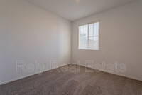 24755 W Hidalgo Dr photo'