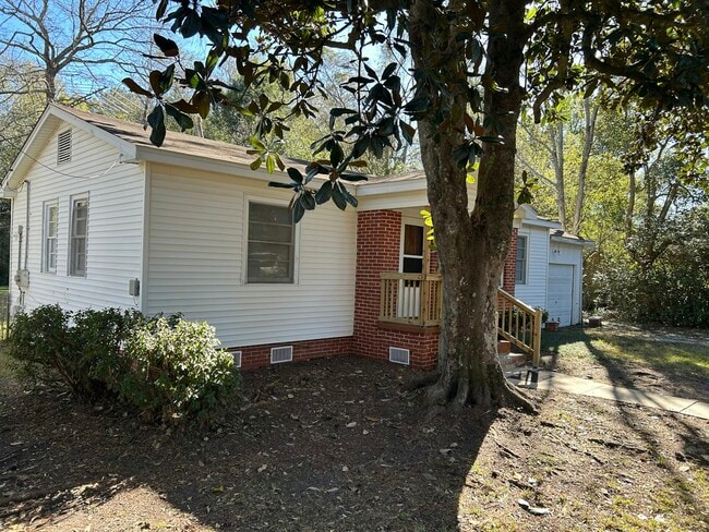 2501 Robin Hood Dr in Mobile, AL - Building Photo - Building Photo