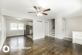 6311 E 102nd Terrace in Kansas City, MO - Building Photo - Building Photo