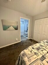 1702 Avant St, Unit Valrico Cottage in Valrico, FL - Building Photo - Building Photo
