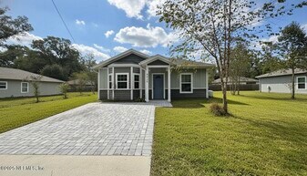 6625 Osceola St in Jacksonville, FL - Building Photo