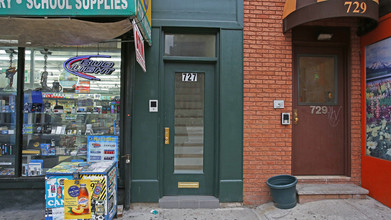 64 Lafayette Ave in Brooklyn, NY - Building Photo - Building Photo