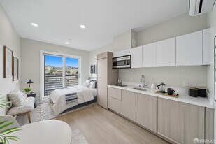 811 Valencia St in San Francisco, CA - Building Photo