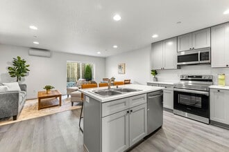 2901 NE 137th St in Vancouver, WA - Building Photo - Building Photo