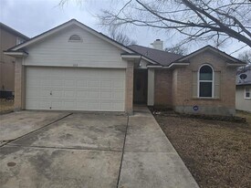 103 Hummingbird Ct in Cedar Creek, TX - Building Photo