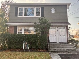 441 Atlantic Ave, Unit 2 in East Rockaway, NY - Building Photo