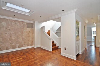 3030 K St NW in Washington, DC - Building Photo - Building Photo