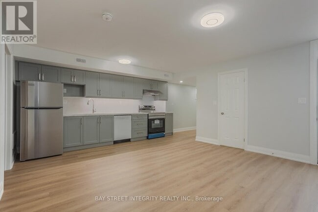 property at 19 D'Arcy St