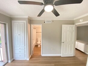 Waterside at Cranes Roost 1/1 Condo locate in Altamonte Springs, FL - Building Photo - Building Photo