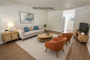 815 Benton Wy in Los Angeles, CA - Building Photo