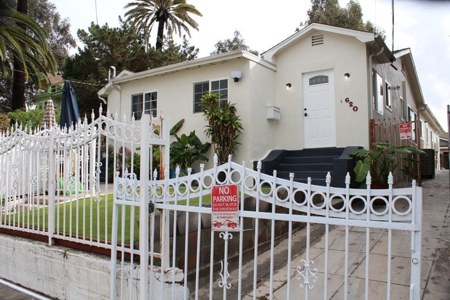 620 Brittania St in Los Angeles, CA - Building Photo - Building Photo