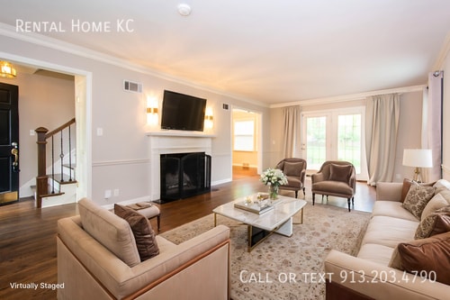 8541 High Dr in Leawood, KS - Building Photo - Building Photo
