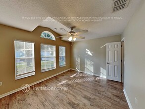 510 Brown Bear Way in St. Cloud, FL - Foto de edificio - Building Photo