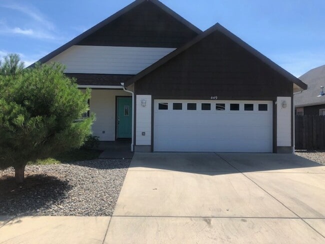 property at 449 SE Cadet Ct