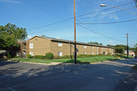 Upper E - Beacon Hill (OLD) in Dallas, TX - Foto de edificio - Building Photo