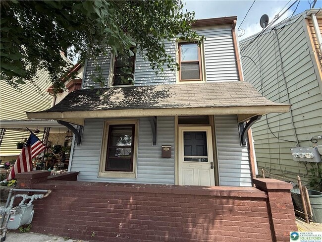 property at 735 N Front St