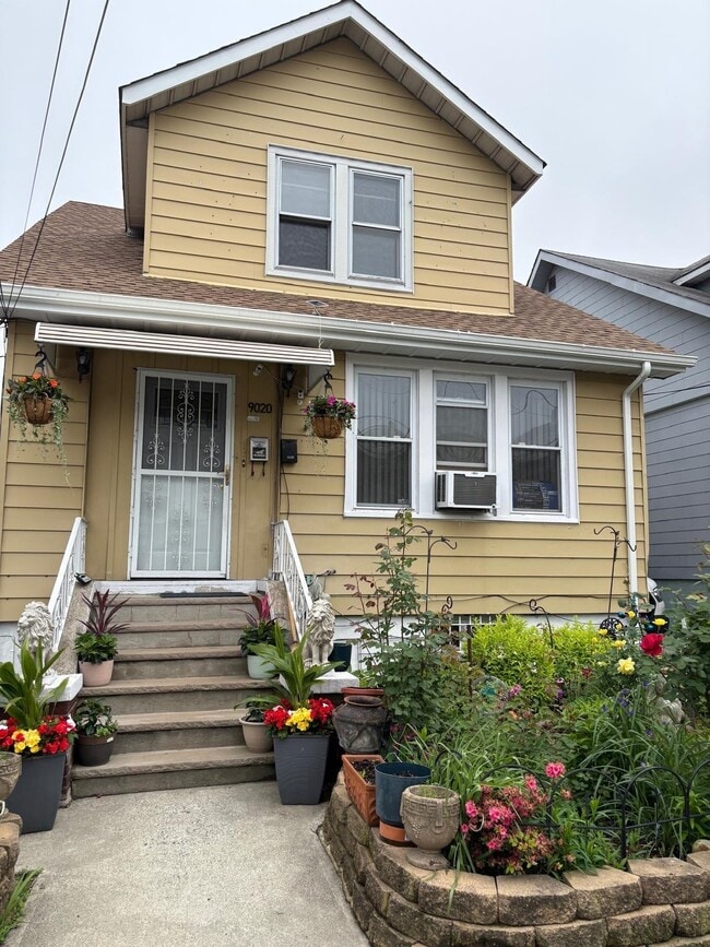 property at 9020 New York Ave