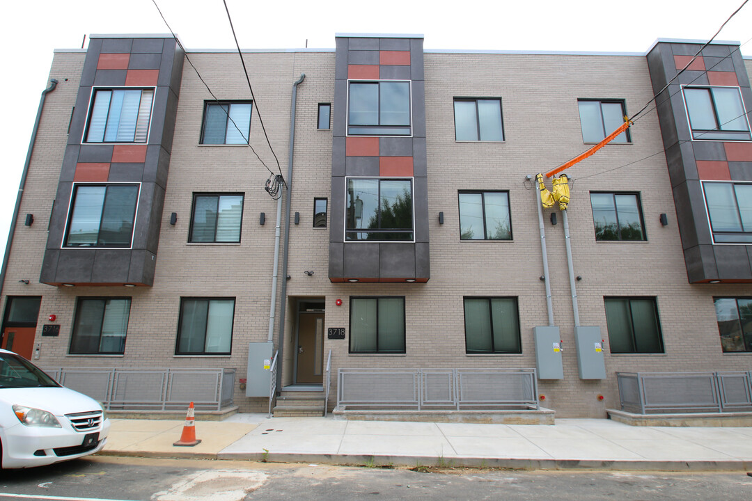 3718 Haverford Ave in Philadelphia, PA - Building Photo