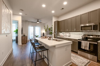 Southerly LoSo in Charlotte, NC - Building Photo - Interior Photo