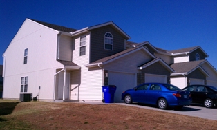 Patriot Point Townhomes in Junction City, KS - Building Photo - Other