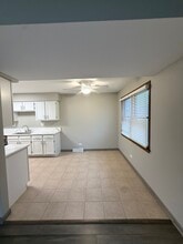 53 Spuhler Dr in Batavia, IL - Building Photo - Building Photo