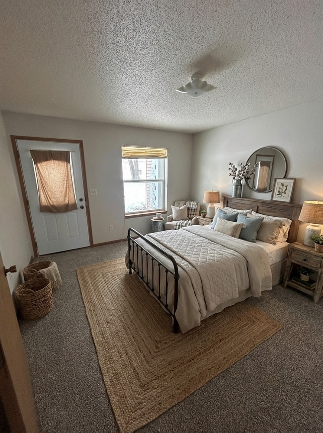 150 Park Place in Salem, SD - Building Photo - Building Photo