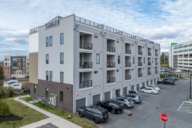 Overlook at Town Center in King of Prussia, PA - Building Photo - Building Photo