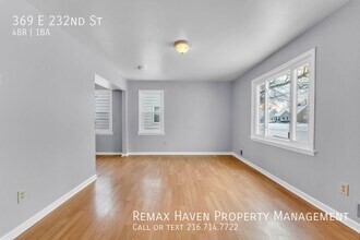 369 E 232nd St in Euclid, OH - Building Photo - Building Photo