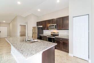 259 Trenton Ave SW in Palm Bay, FL - Building Photo - Building Photo