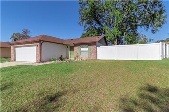 832 Oak Manor Cir in Orlando, FL - Building Photo - Building Photo