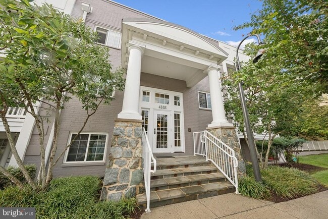 property at 4163 S Four Mile Run Dr
