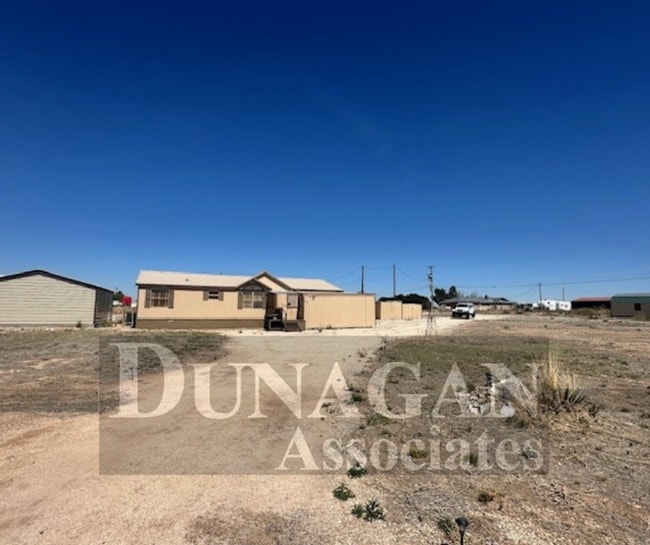 1304 N Walterscheid Dr