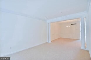 139 Birchwood Dr in West Chester, PA - Building Photo