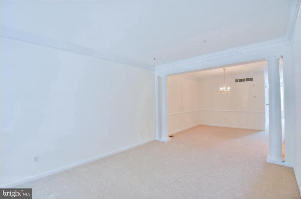 139 Birchwood Dr in West Chester, PA - Building Photo