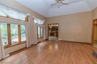 7264 Forestwood Dr in Independence, OH - Building Photo - Building Photo