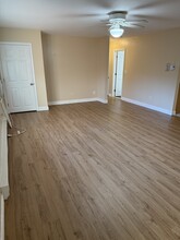 14 Dailey St, Unit L in Attleboro, MA - Building Photo - Building Photo