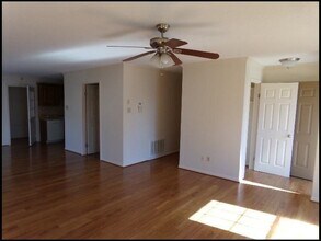 8 Forest Cir in Little Rock, AR - Building Photo - Building Photo