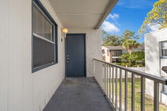 5111 Curry Ford Rd in Orlando, FL - Building Photo - Building Photo