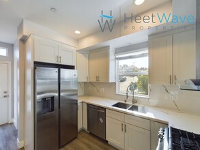 2796 E St-Unit -2788 in San Diego, CA - Foto de edificio - Building Photo