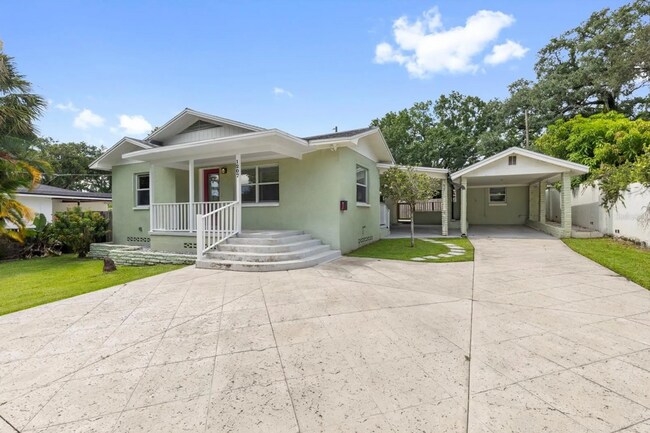 1207 W Charter St in Tampa, FL - Building Photo - Building Photo