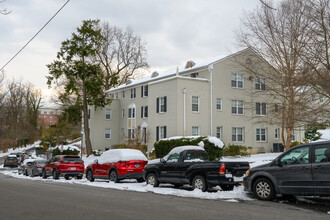 Park Glen Condo in Arlington, VA - Building Photo - Building Photo