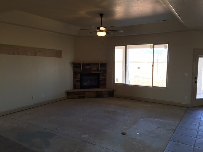 2688 W 310 N in Hurricane, UT - Building Photo - Building Photo