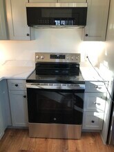 208 S Main St., Unit Carriage House in Colchester, CT - Building Photo - Building Photo