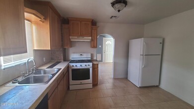 1221 E Roosevelt St in Phoenix, AZ - Building Photo - Building Photo