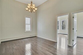 126 75th St in North Bergen, NJ - Foto de edificio - Building Photo