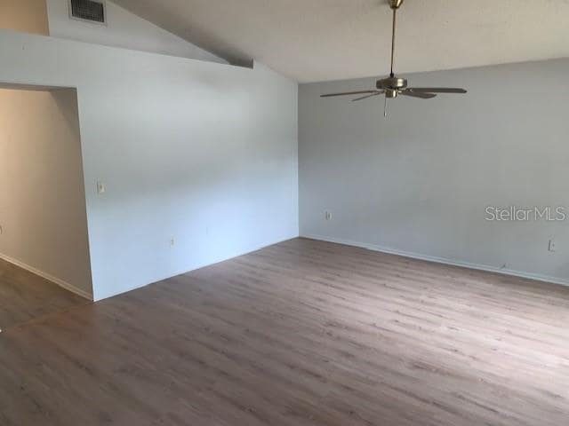 418 Benson St in Valrico, FL - Building Photo - Building Photo